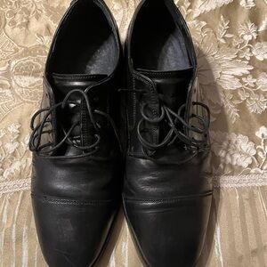 Elegant Black Leather Men's Oxfords